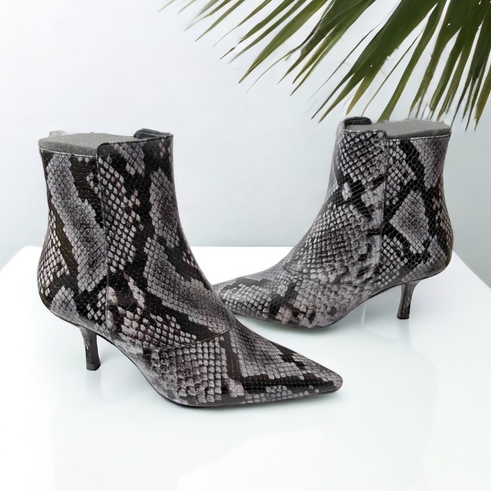 Anine Bing Ava Boots Cloudy Blue Python 36 6 kitten heel pointed toe